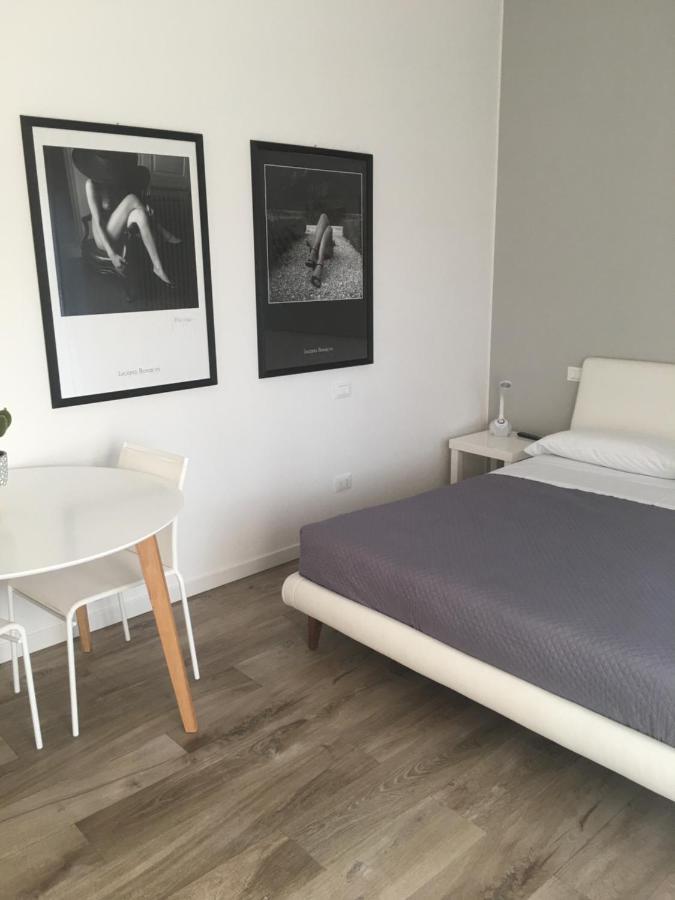 Relax & Emozioni Rooms Валеджо-суль-Минчо Экстерьер фото