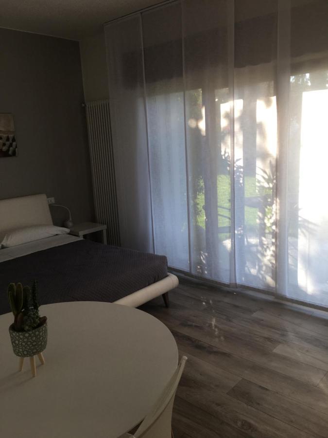 Relax & Emozioni Rooms Валеджо-суль-Минчо Экстерьер фото