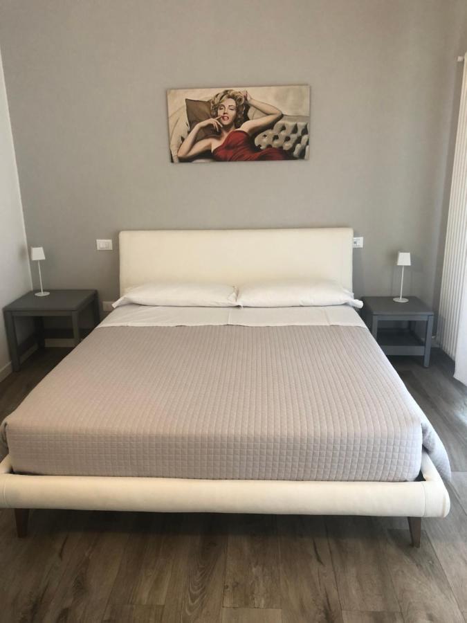Relax & Emozioni Rooms Валеджо-суль-Минчо Экстерьер фото