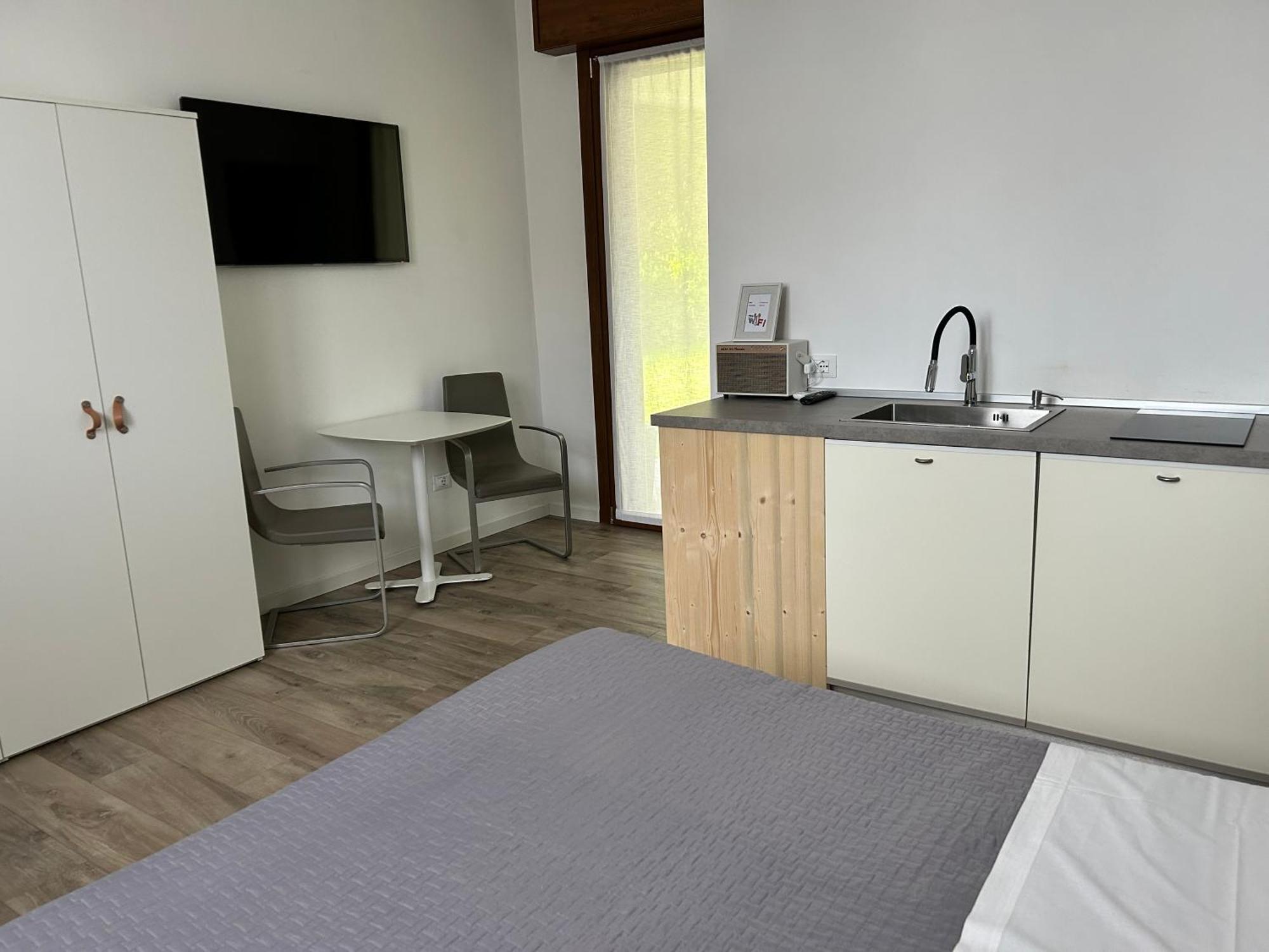 Relax & Emozioni Rooms Валеджо-суль-Минчо Экстерьер фото